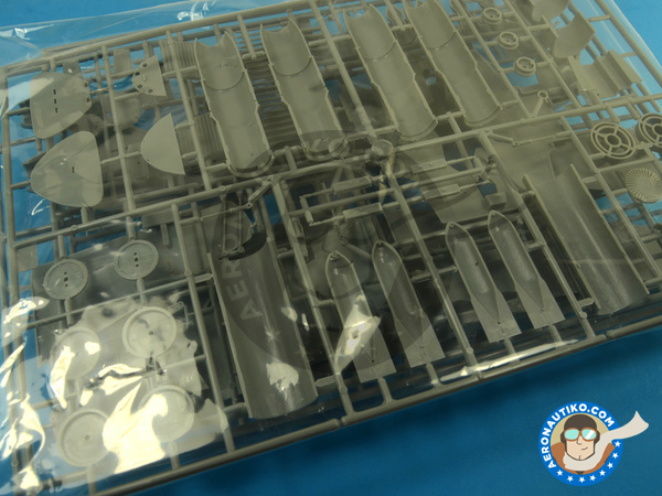 Image 1: Messerschmitt Me 262 Schwalbe V056 Nachtjäger Prototype | Airplane kit in 1/32 scale manufactured by Hasegawa (ref. 08237) Image 1: Messerschmitt Me 262 Schwalbe V056 Nachtjäger Prototype | Airplane kit in 1/32 scale manufactured by Hasegawa (ref. 08237)