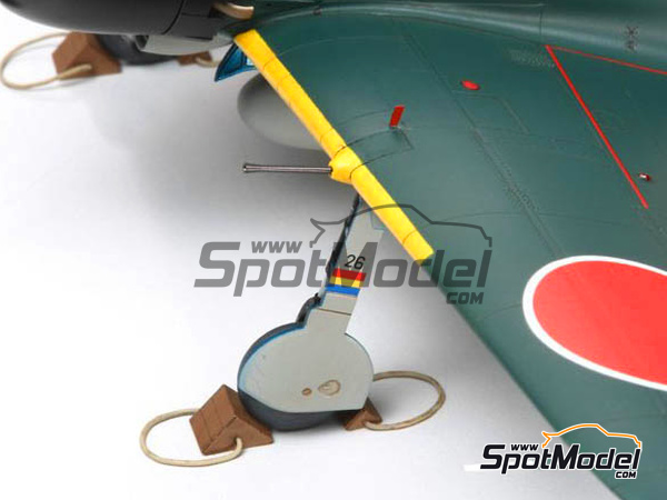 Image 3: Mitsubishi A6M Zero 5 Zeke | Airplane kit in 1/48 scale manufactured by Tamiya (ref. TAM25167) Image 3: Mitsubishi A6M Zero 5 Zeke | Airplane kit in 1/48 scale manufactured by Tamiya (ref. TAM25167)