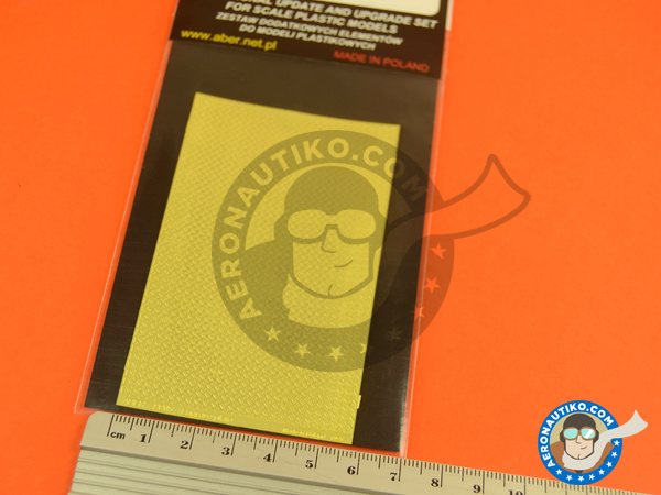 Image 2: Engrave plates with anti-slip texture #5 - 90x60 mm | Engraved plate manufactured by Aber (ref. PP05)