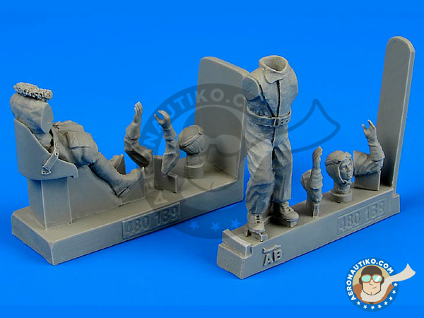 Image 1: German and Austro-Hungarian Aircraft crew | Figure in 1/48 scale manufactured by Aerobonus (ref. 480139)