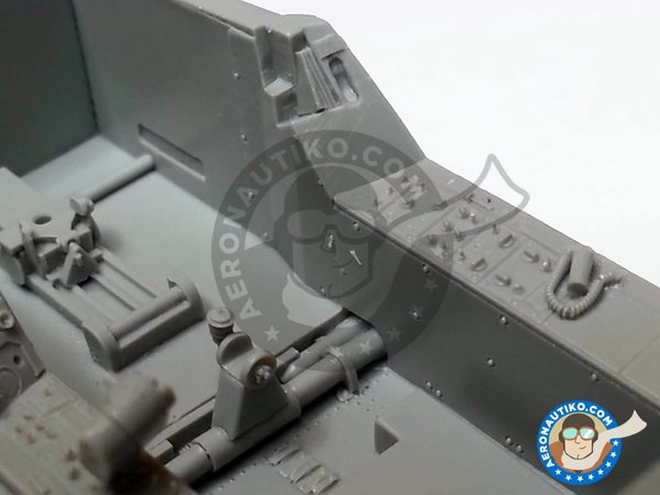 Image 4: F/A-18C Hornet cockpit set | Cockpit set in 1/32 scale manufactured by Aires (ref. AIRES-2035)