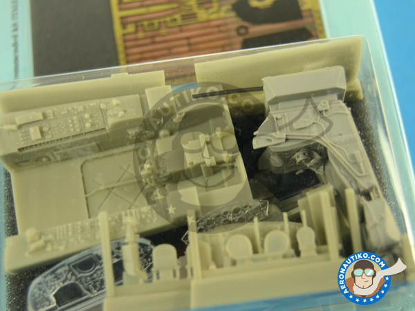 Image 3: Lockheed F-104 Starfighter G / S | Cockpit set in 1/32 scale manufactured by Aires (ref. AIRES-2197)