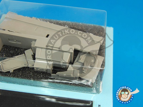 Image 4: North American P-51 Mustang B/C | Cockpit set en escala 1/48 fabricado por Aires (ref. AIRES-4223)