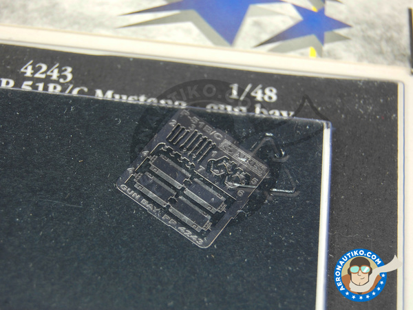 Image 4: North American P-51 Mustang B/C | Gun bay in 1/48 scale manufactured by Aires (ref. AIRES-4243)