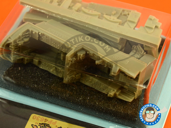 Image 2: McDonnell Douglas F-4 Phantom II D Early version | Cockpit set in 1/48 scale manufactured by Aires (ref. AIRES-4630)