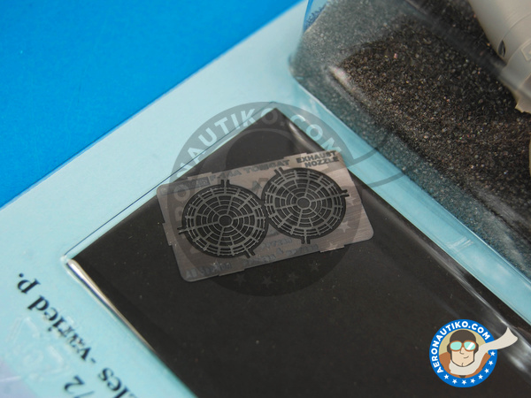 Image 2: Grumman F-14 Tomcat Exhaust Nozzles A | Exhaust nozzle in 1/72 scale manufactured by Aires (ref. AIRES-7289)