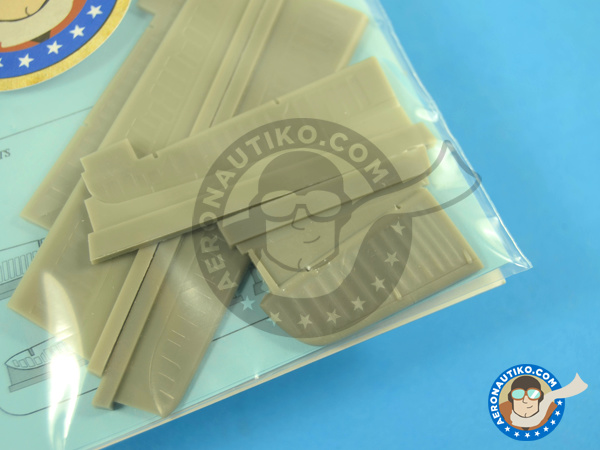 Image 2: Focke-Wulf Fw 200 Condor | Control surfaces in 1/72 scale manufactured by Aires (ref. AIRES-7339)