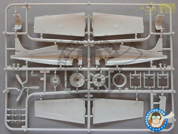 Image 12: Grumman FM-2 "Wildcat" (Expert set) | Airplane kit in 1/72 scale manufactured by Arma Hobby (ref. 70031)