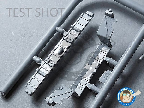 Image 17: Hawker "Hurricane"  Mk. IIc / Expert Set | Maqueta de avión en escala 1/72 fabricado por Arma Hobby (ref. 70035)