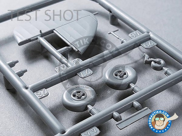 Image 18: Hawker "Hurricane"  Mk. IIc / Expert Set | Maqueta de avión en escala 1/72 fabricado por Arma Hobby (ref. 70035)
