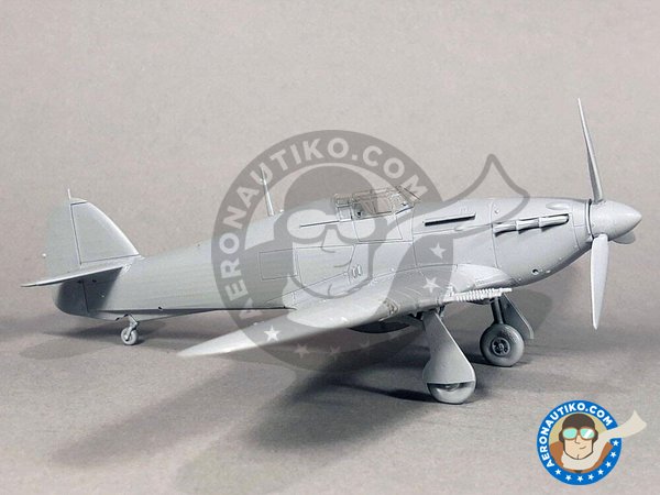 Image 27: Hawker "Hurricane"  Mk. IIc / Expert Set | Maqueta de avión en escala 1/72 fabricado por Arma Hobby (ref. 70035)