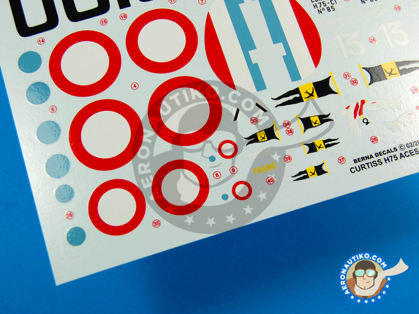 Image 4: Curtiss H-75 Hawk Aces of GC I/4 French Service |  en escala 1/48 fabricado por Berna Decals (ref. BD48-83)