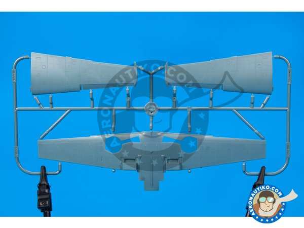 Image 10: Bf 109E in the Battle of Britain (limited edition - dual combo) | Airplane kit in 1/48 scale manufactured by Eduard (ref. 11144)