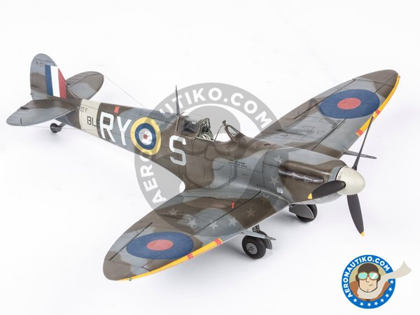 Image 14: Spitfire Mk.V "The Sweeps" (Spitfire Story) | Airplane kit in 1/48 scale manufactured by Eduard (ref. 11153)