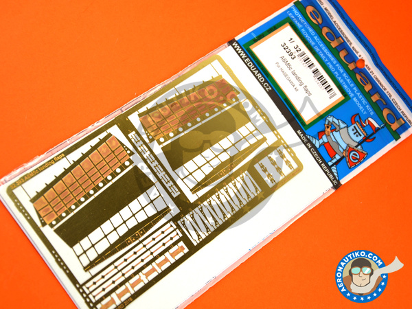 Image 4: Mitsubishi A6M Zero flaps 5c Zeke Type 52 | Flaps en escala 1/32 fabricado por Eduard (ref. 32393)