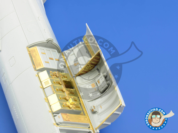 Image 5: Lockheed F-104 Starfighter Electronic Equipment G | Photo-etched parts in 1/32 scale manufactured by Eduard (ref. 32869)