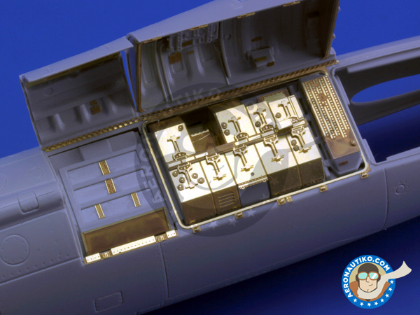 Image 6: Lockheed F-104 Starfighter Electronic Equipment G | Photo-etched parts in 1/32 scale manufactured by Eduard (ref. 32869)
