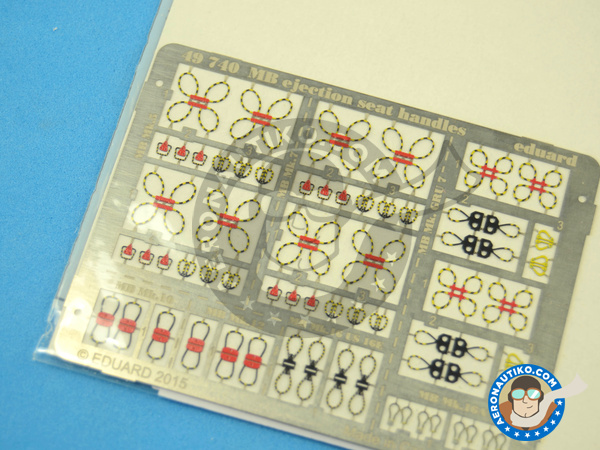 Image 3: Ejection seat handles | Ejection seat in 1/48 scale manufactured by Eduard (ref. 49740)