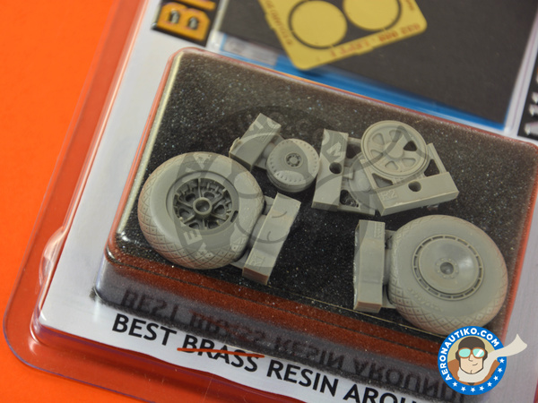 Image 3: Republic P-47 Thunderbolt D Bubble Top | Wheels in 1/32 scale manufactured by Eduard (ref. 632088)