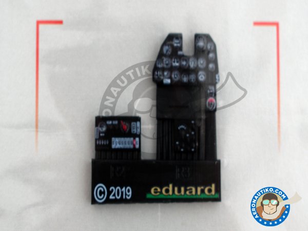 Image 1: Cockpit para el P-40N | Cockpit set en escala 1/32 fabricado por Eduard (ref. 634011)