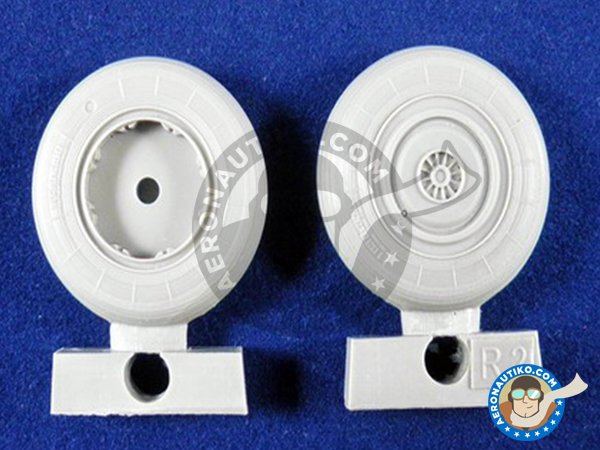 Image 1: Su-27 Wheels | Wheels in 1/48 scale manufactured by Eduard (ref. 648053)