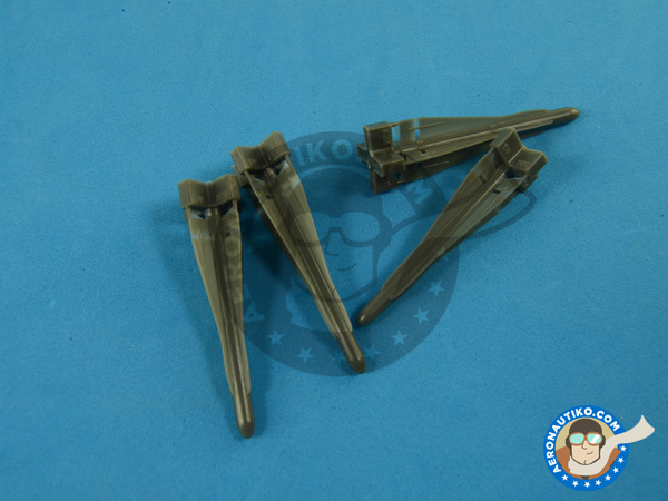 Image 2: Hughes AIM-4 Falcon G | Missiles in 1/48 scale manufactured by Eduard (ref. 648187)