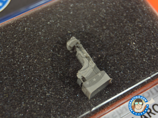 Image 3: Mikoyan MiG-29 Fulcrum A | Ejection seat in 1/72 scale manufactured by Eduard (ref. 672093)