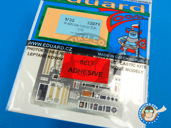 Image 1: Curtiss P-40 Warhawk N | Fotograbados coloreados para el Cockpit en escala 1/32 fabricado por Eduard (ref. ED33071)