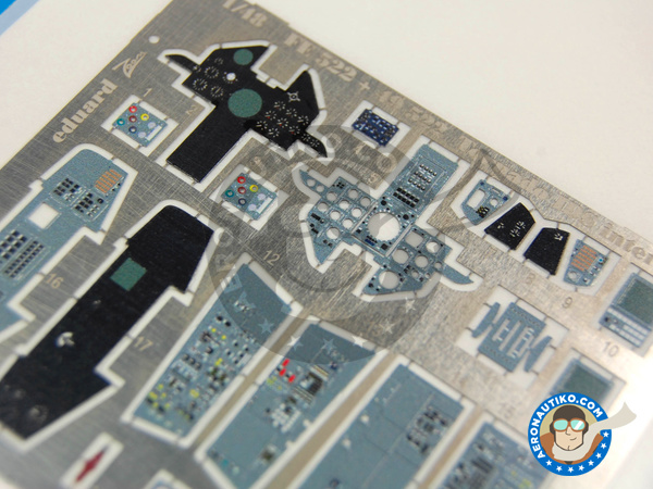 Image 4: Panavia Tornado IDS | Fotograbados coloreados para el Cockpit en escala 1/48 fabricado por Eduard (ref. ED49522)
