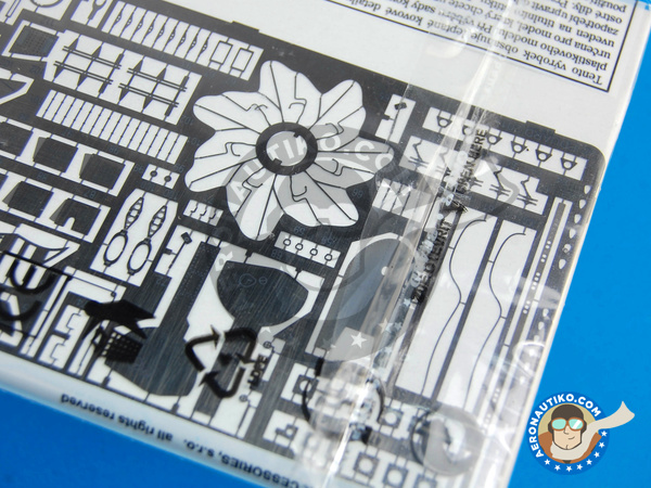 Image 5: Mitsubishi A6M Zero Model 32 | Fotograbados en escala 1/48 fabricado por Eduard (ref. ED49530)