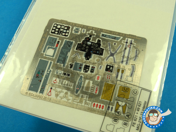 Image 5: Mikoyan-Gurevich MiG-21 Fishbed F-13 | Cockpit set in 1/48 scale manufactured by Eduard (ref. ED49621)