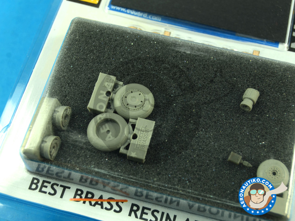 Image 6: Mikoyan-Gurevich MiG-21 Fishbed F-13 | Wheels in 1/48 scale manufactured by Eduard (ref. ED648103)