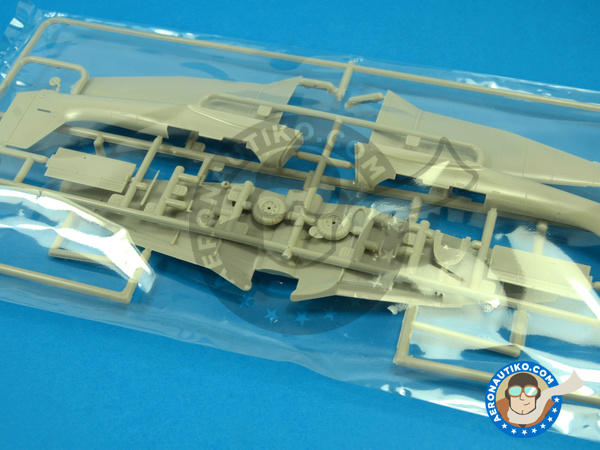 Image 3: Junkers Ju-87 Stuka B/R | Airplane kit in 1/72 scale manufactured by Fujimi (ref. FJ25013)