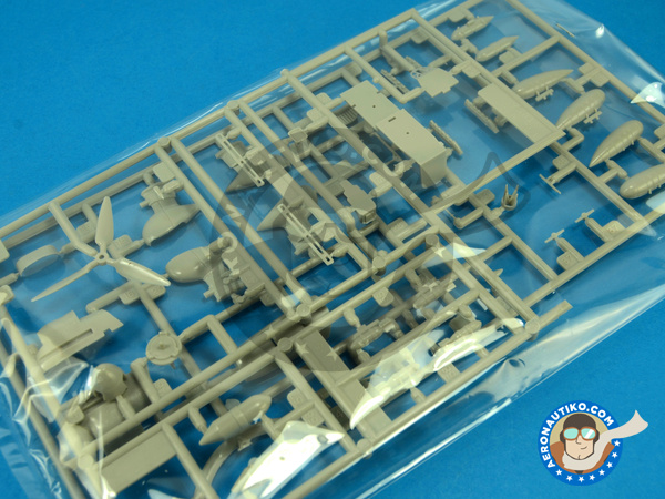 Image 4: Junkers Ju-87 Stuka B/R | Airplane kit in 1/72 scale manufactured by Fujimi (ref. FJ25013)