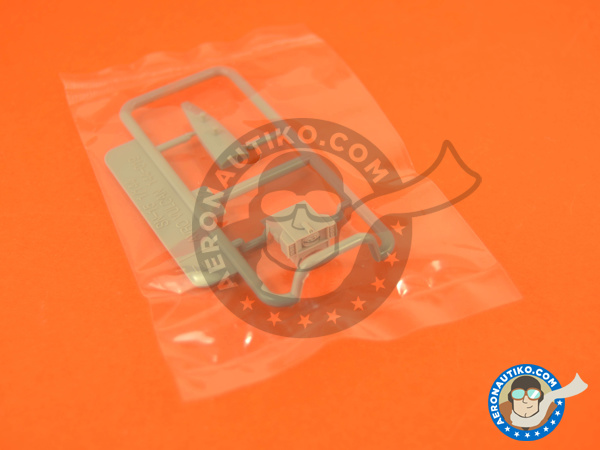 Image 3: Avro 698 Vulcan K.2 Tanker | Airplane kit in 1/144 scale manufactured by Great Wall Hobby (ref. L1002)