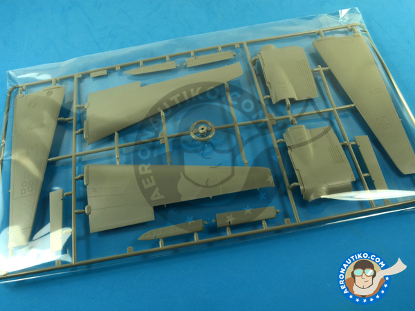 Image 8: Focke-Wulf Fw 189 Uhu A-1 Nacht Jäger | Airplane kit in 1/48 scale manufactured by Great Wall Hobby (ref. L4801)