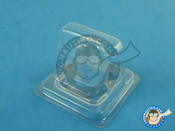 Image 4: Northrop P-61 Black Widow A Glass Nose | Airplane kit in 1/48 scale manufactured by Great Wall Hobby (ref. L4806)