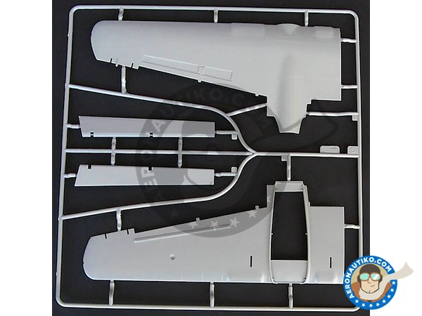 Image 7: Northrop P-61B 'Black Widow' WWII USAAF - Last Shoot Down 1945 | Maqueta de avión en escala 1/48 fabricado por Great Wall Hobby (ref. L4810)