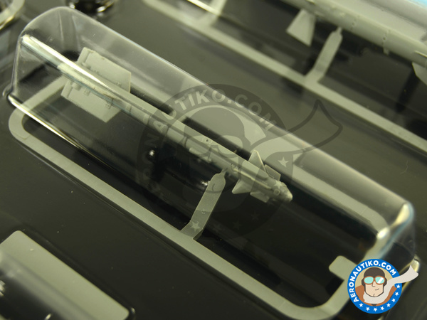 Image 4: Mikoyan MiG-29 Fulcrum 9-12 Late type | Airplane kit in 1/48 scale manufactured by Great Wall Hobby (ref. L4811)