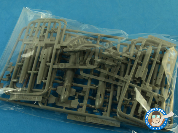 Image 7: McDonnell Douglas F-15 Eagle I | Airplane kit in 1/48 scale manufactured by Great Wall Hobby (ref. L4816)