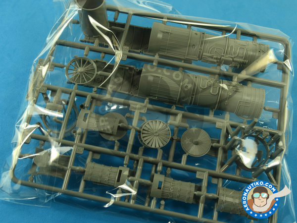 Image 14: McDonnell Douglas F-15 Eagle I | Airplane kit in 1/48 scale manufactured by Great Wall Hobby (ref. L4816)