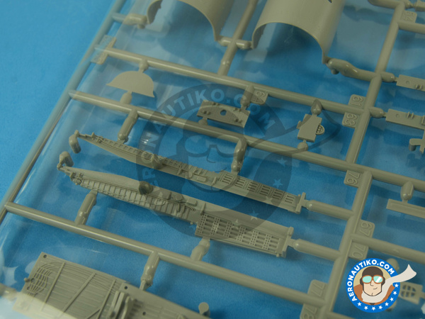 Image 5: Mikoyan MiG-29 Fulcrum 9-19 SMT | Airplane kit in 1/48 scale manufactured by Great Wall Hobby (ref. L4818)