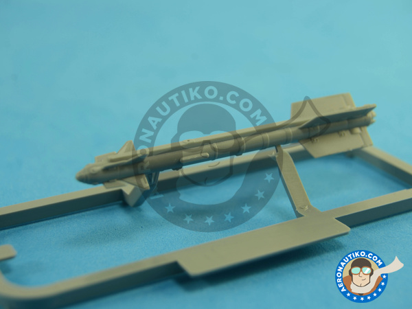 Image 15: Mikoyan MiG-29 Fulcrum 9-19 SMT | Airplane kit in 1/48 scale manufactured by Great Wall Hobby (ref. L4818)