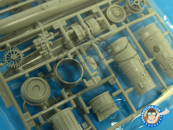 Image 5: Mikoyan MiG-29 Fulcrum 9-12 Late type | Airplane kit in 1/48 scale manufactured by Great Wall Hobby (ref. S4801)