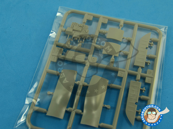 Image 18: Northrop P-61 Black Widow B Last Down | Airplane kit in 1/48 scale manufactured by Great Wall Hobby (ref. S4802)