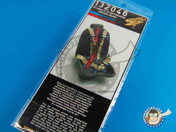 Image 3: Douglas A-1 Skyraider H | Seatbelts in 1/32 scale manufactured by HGW (ref. 132046)