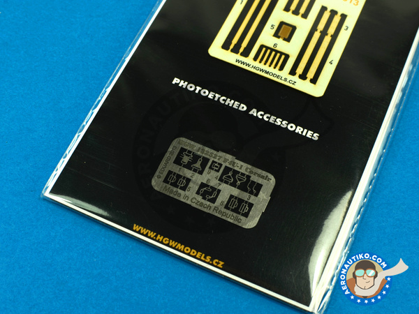 Image 3: Vought F4U Corsair F4U-1 | Seatbelts in 1/32 scale manufactured by HGW (ref. 132527)