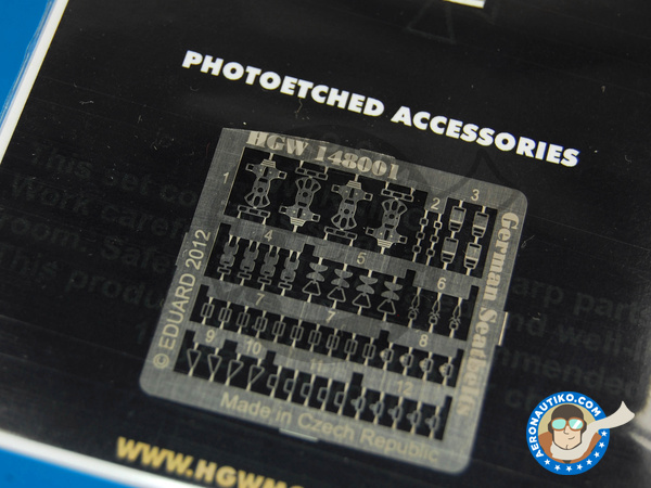 Image 3: Focke-Wulf Fw 190 Würger D-9 | Cinturones en escala 1/48 fabricado por HGW (ref. 148006)