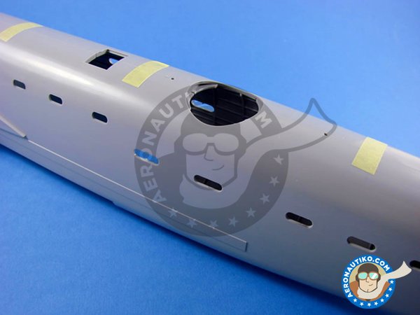 Image 5: Avro Lancaster B.Mk.I | Airplane kit in 1/32 scale manufactured by HK Models (ref. 01E10)