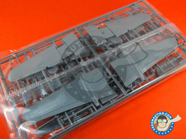 Image 2: North American B-25 Mitchell J | Airplane kit in 1/72 scale manufactured by Hasegawa (ref. 00546)